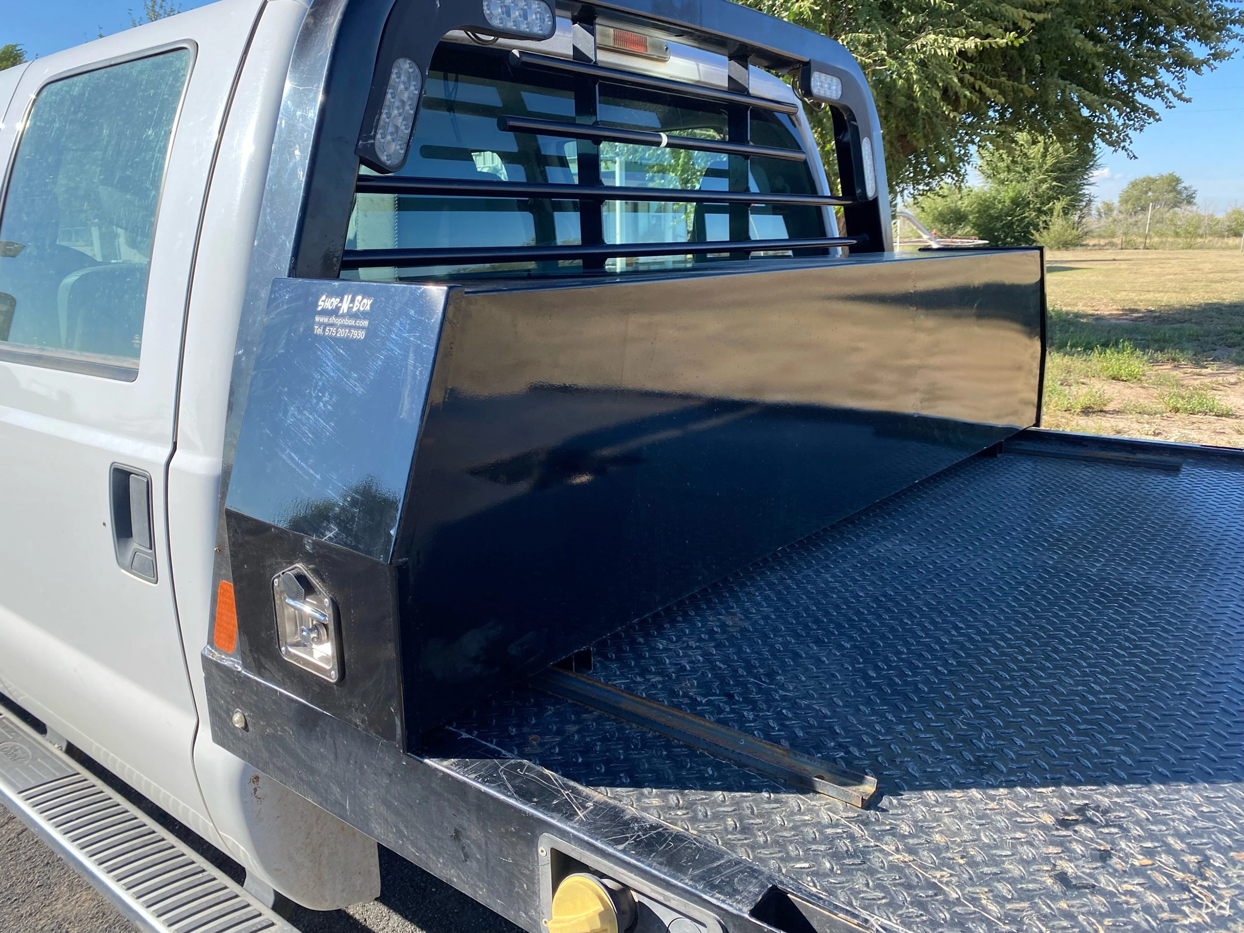 1-80 Model toolbox mounted on flatbed truck