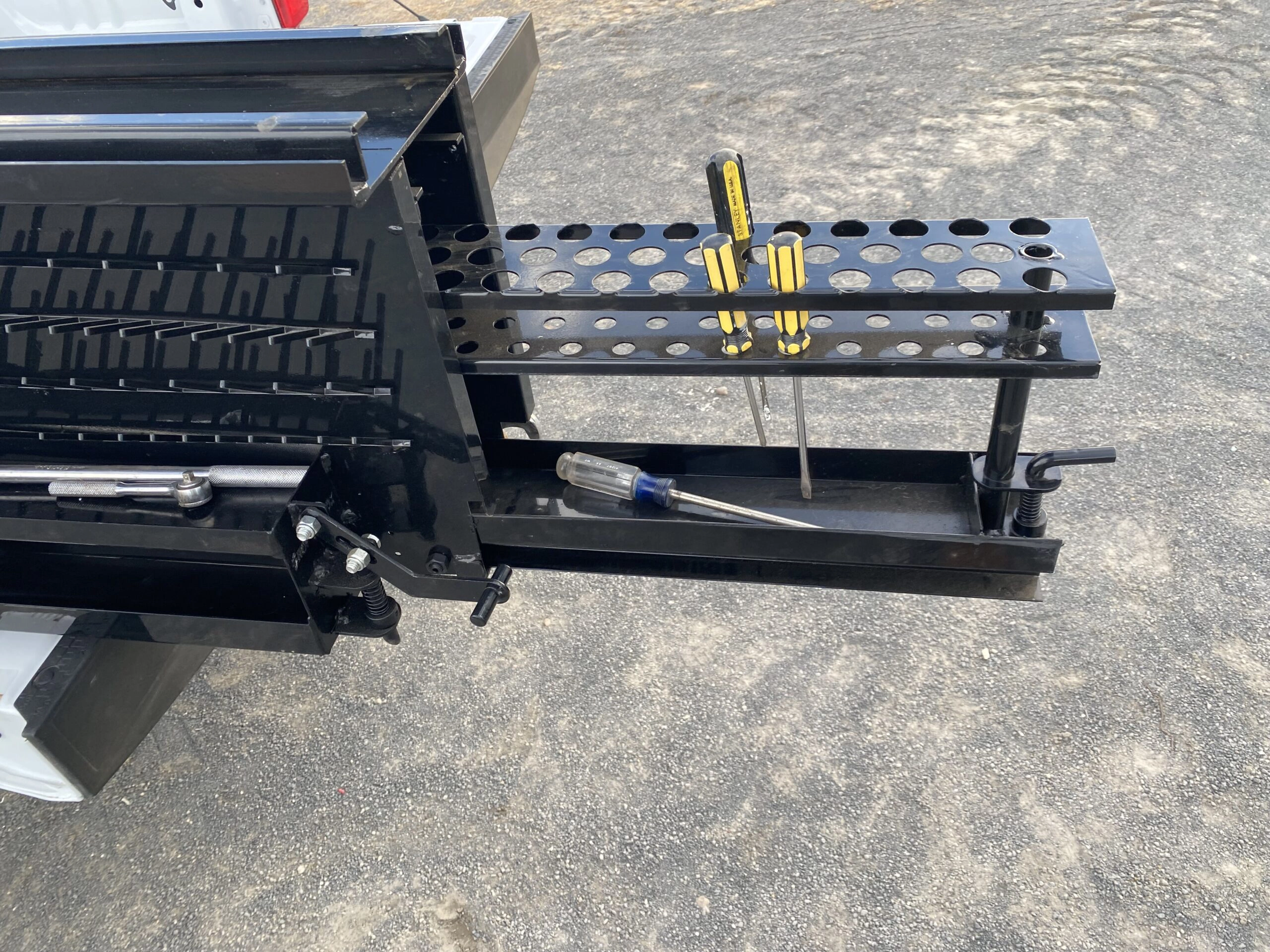 Fleetside toolbox screwdriver and nut driver holder insert