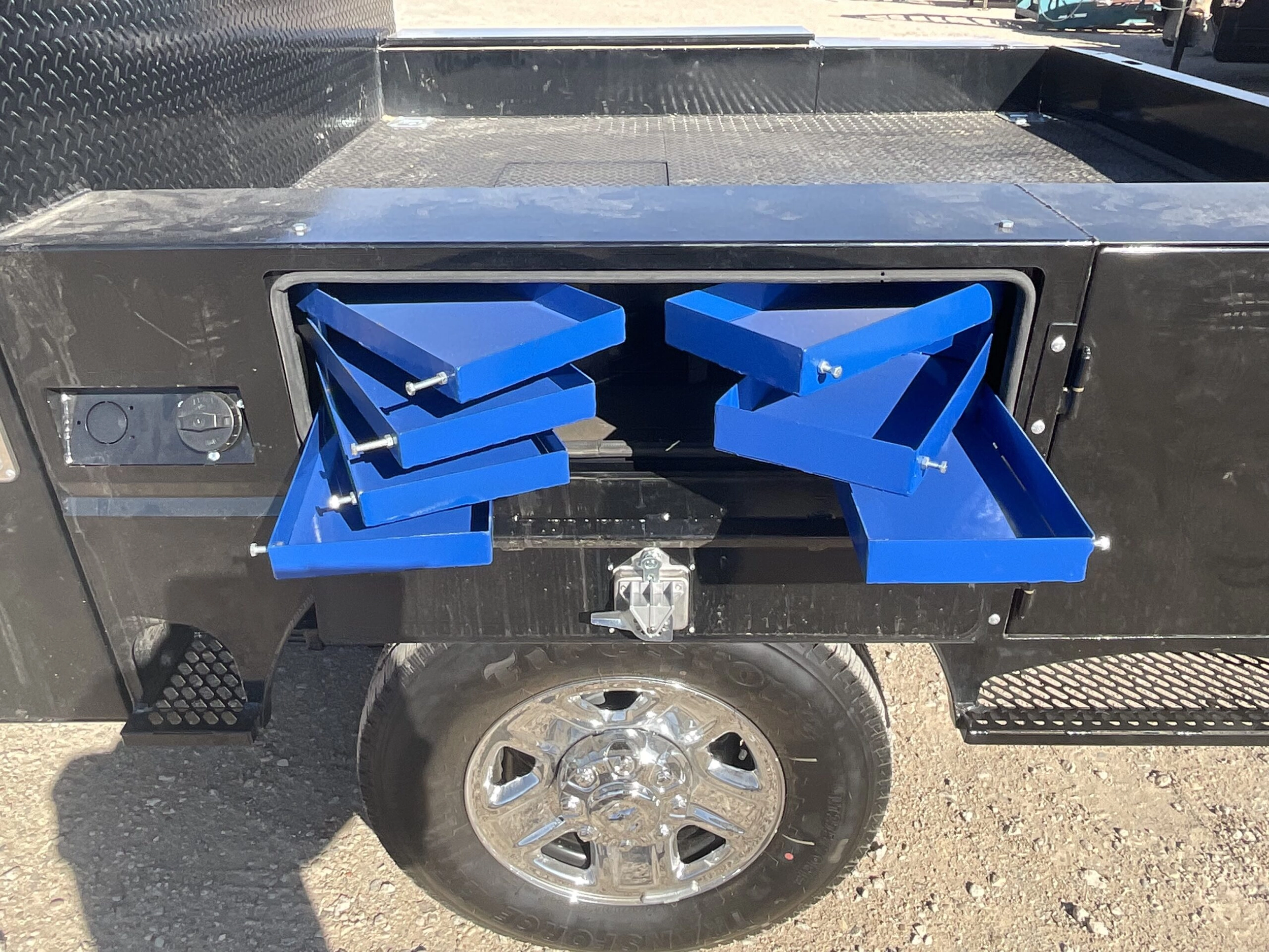 Shop-N-Box Gen 2 flatbed with fold-down rails feature