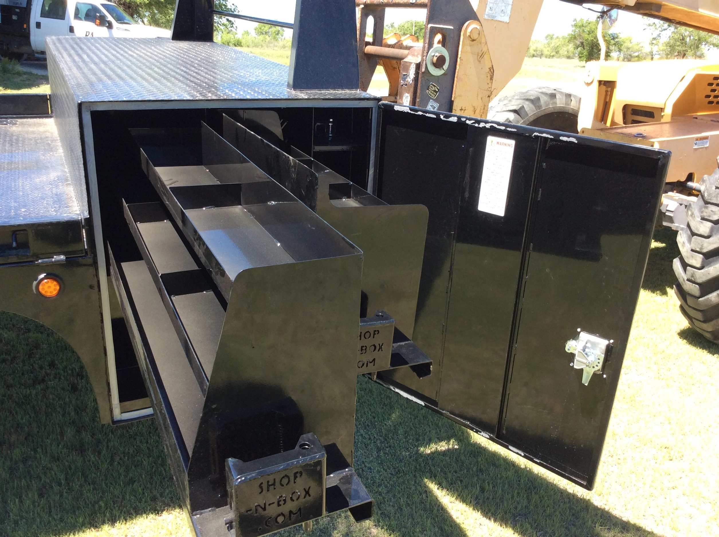 Shop-N-Box Generation 1 flatbed custom fit for any truck