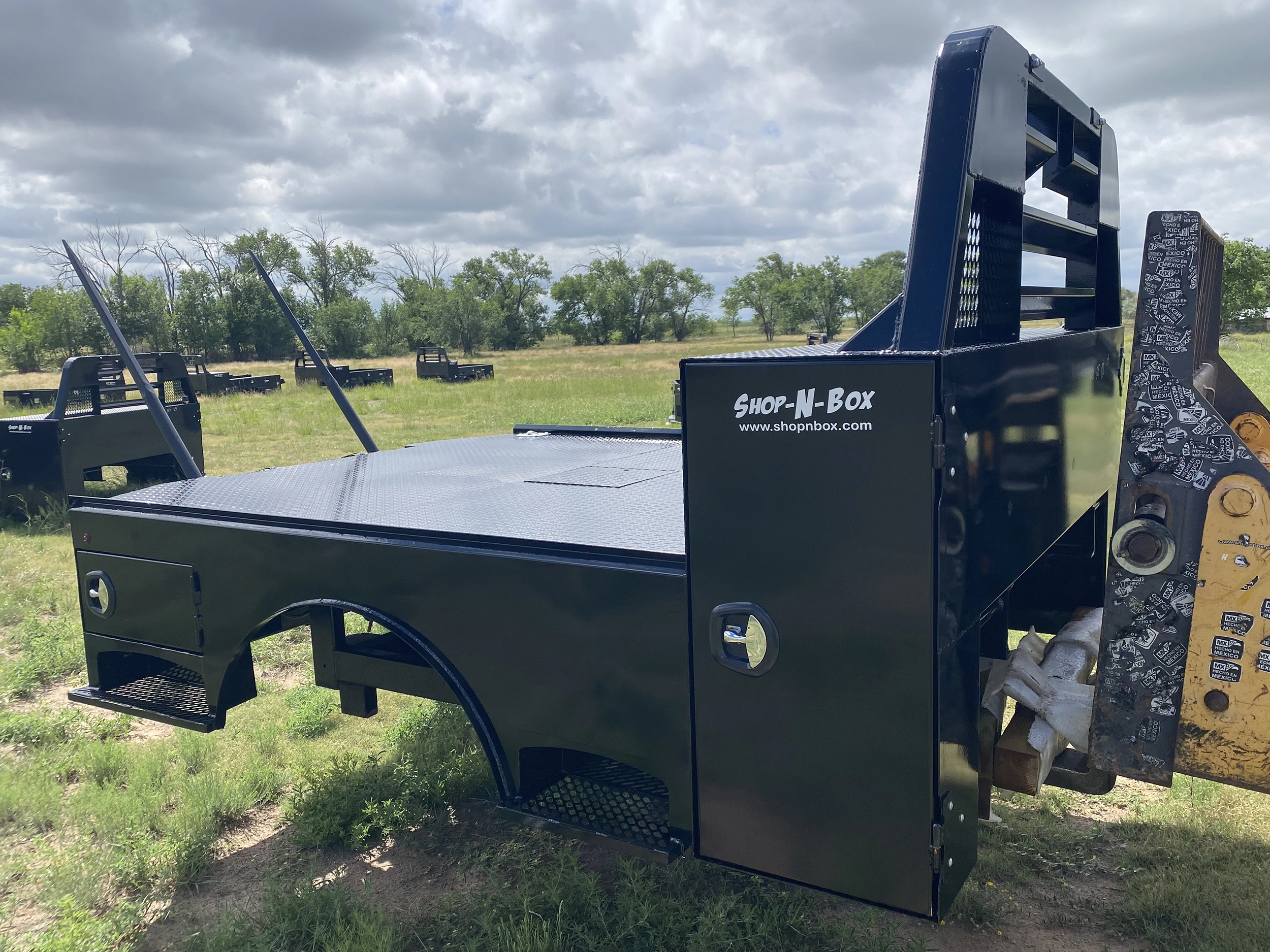 Shop-N-Box haystack bale bed flatbed truck bed