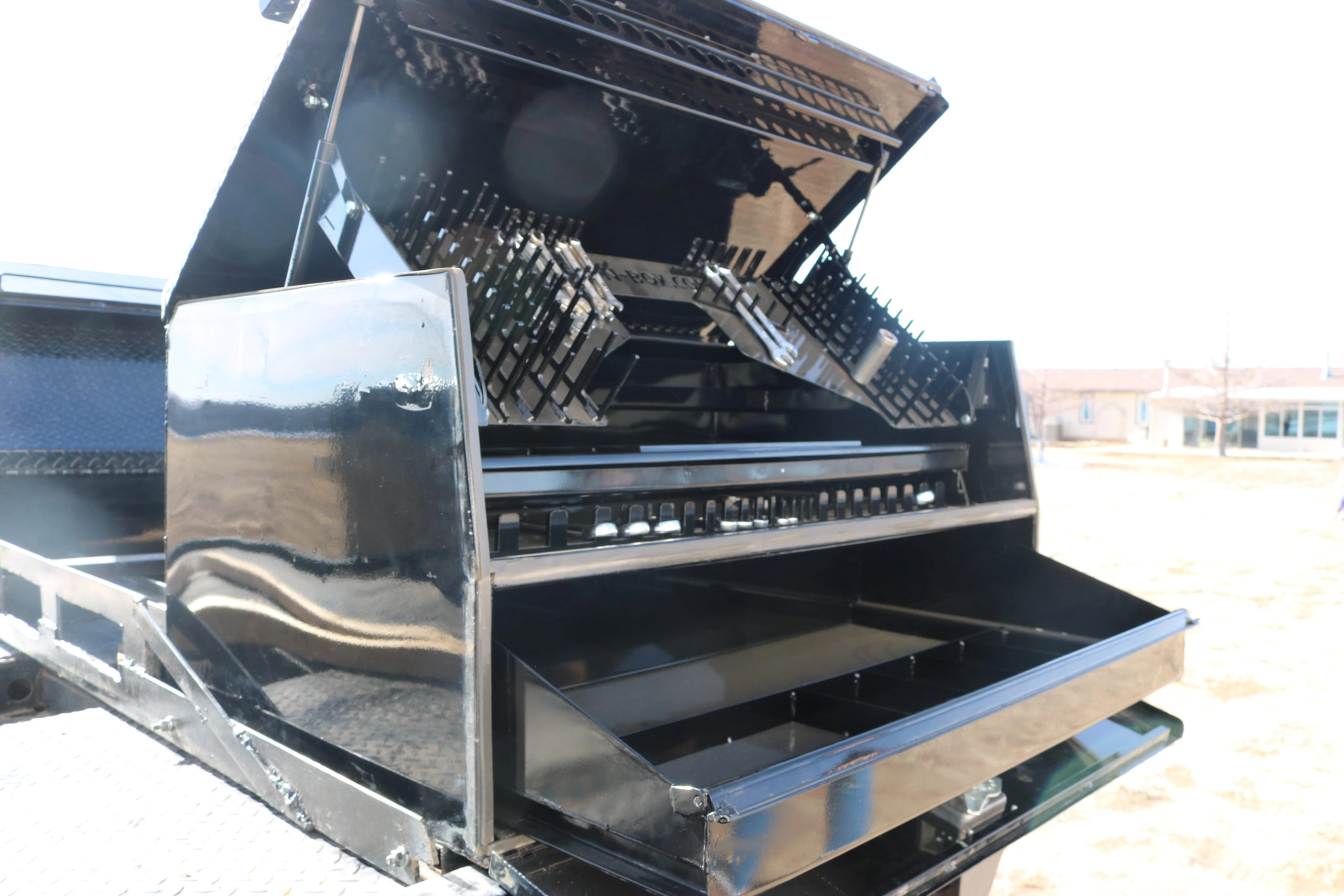 JP Elite Super 40 roller system sliding storage drawer